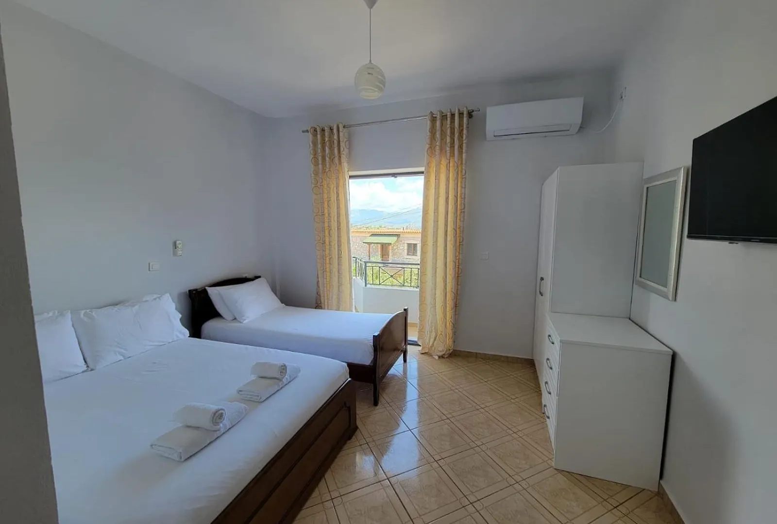 Domeniko Apartments Саранда