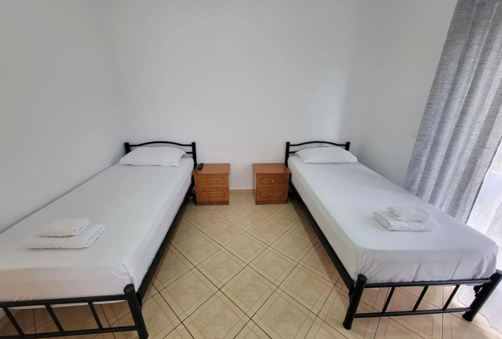 Domeniko Apartments Sarandë 0*,  Albanië
