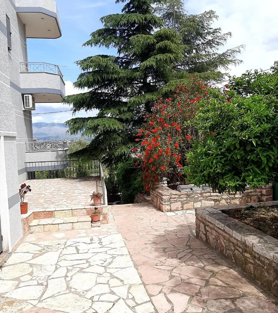 Domeniko Apartments Sarandë